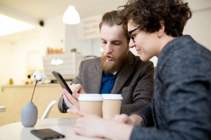 LinkedIn Programs (Sales Navigator, ICP, Messaging)